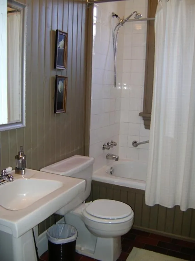 Avalon Bed And Breakfast Ottawa Kanada